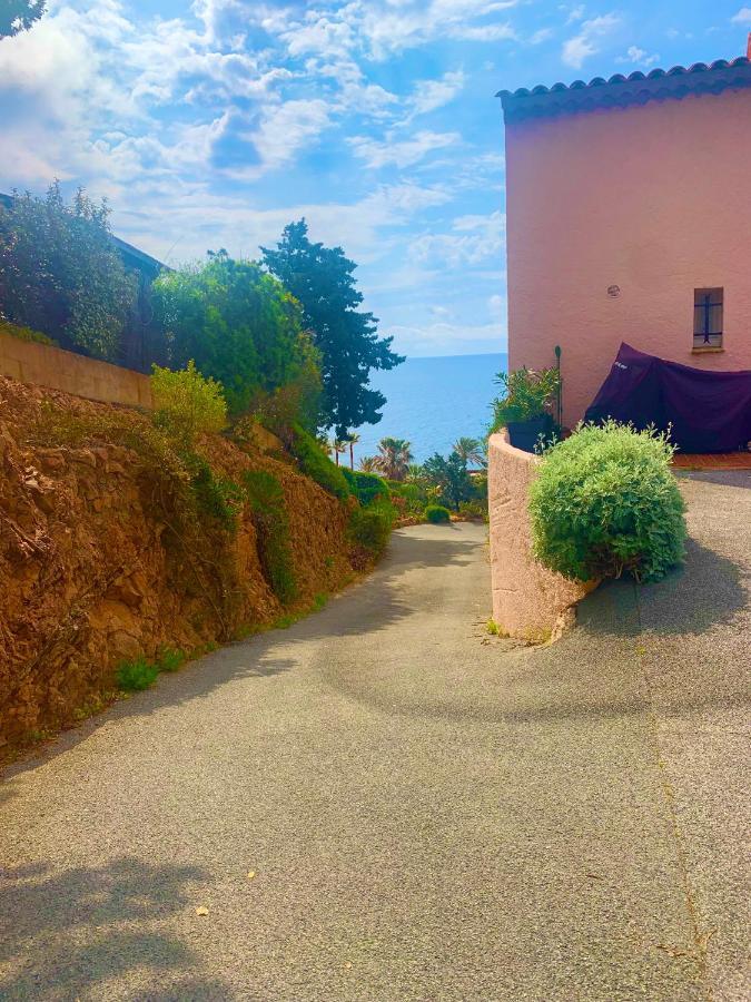 La Belle Vue-Charming Duplex Apartment With Sea View, 50 Meters From Beach And Private Parking Saint-Raphael  Ngoại thất bức ảnh